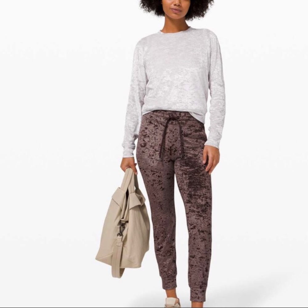 Lululemon Ready to Crush joggers